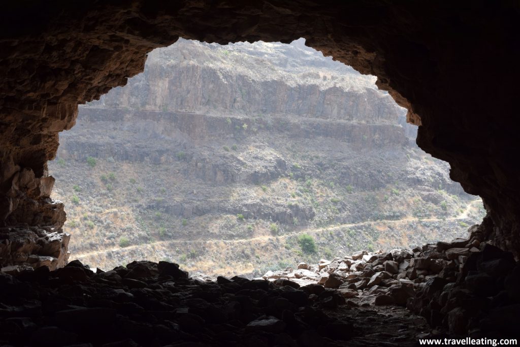Las cuevas del yacimiento de la Fortaleza de Ansite son uno de los lugares más interesantes que ver en Gran Canaria.