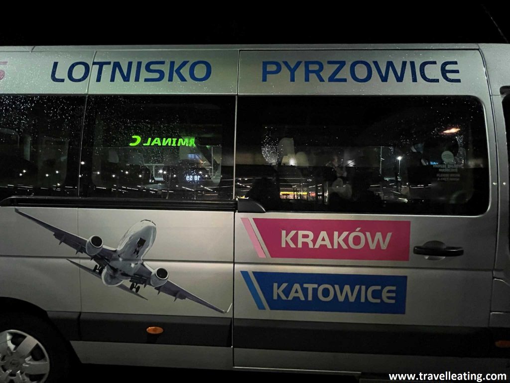 Los Minibuses de Matuszek, son sin duda el mejor transporte para llegar al centro de Cracovia desde Katowice.